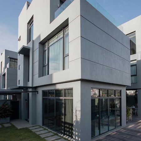 Lavanya H Villa 12A Luxury Bungalow With Private Swimming Pool H 豪华泳池别墅 Pantai Cenang  Exteriér fotografie